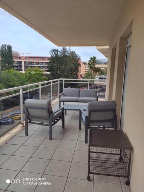 Appart Standing 2 Chambres 2Sdb Clim Piscine Parking Wifi Terrasse 21M2 Local Velo Port-Aventura, Plage, Centre Salou Exterior photo