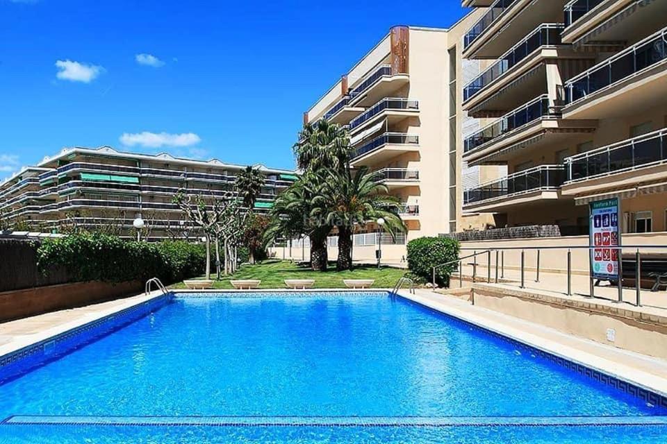 Appart Standing 2 Chambres 2Sdb Clim Piscine Parking Wifi Terrasse 21M2 Local Velo Port-Aventura, Plage, Centre Salou Exterior photo